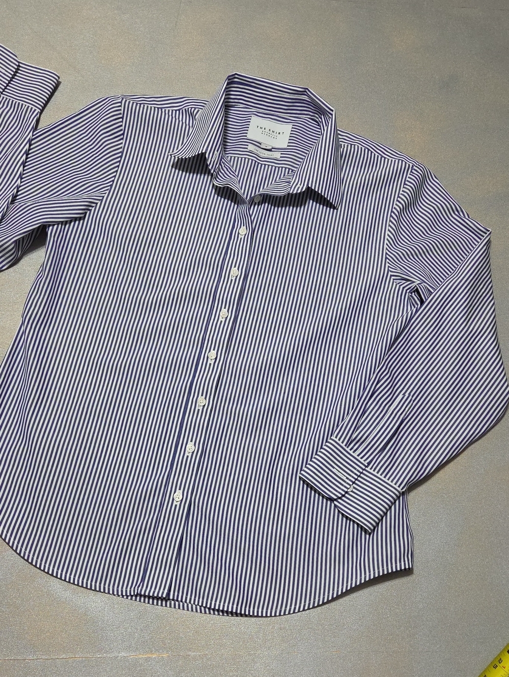The Shirt by Rochelle Behrens Navy and White Narrow-Stripe Button Down Nwots